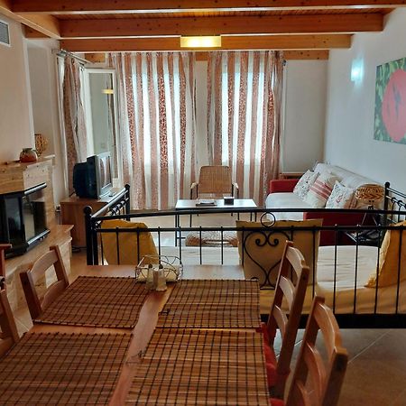 Διαμερίσματα Ραστώνη Άνδρος Εξωτερικό φωτογραφία